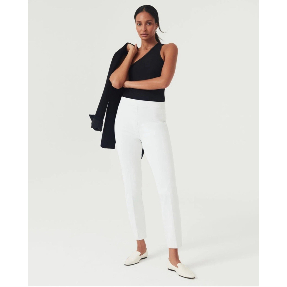 NWT SPANX On-The-Go Ankle Slim Straight HR Pants Opacity Technology 26” Inseam L